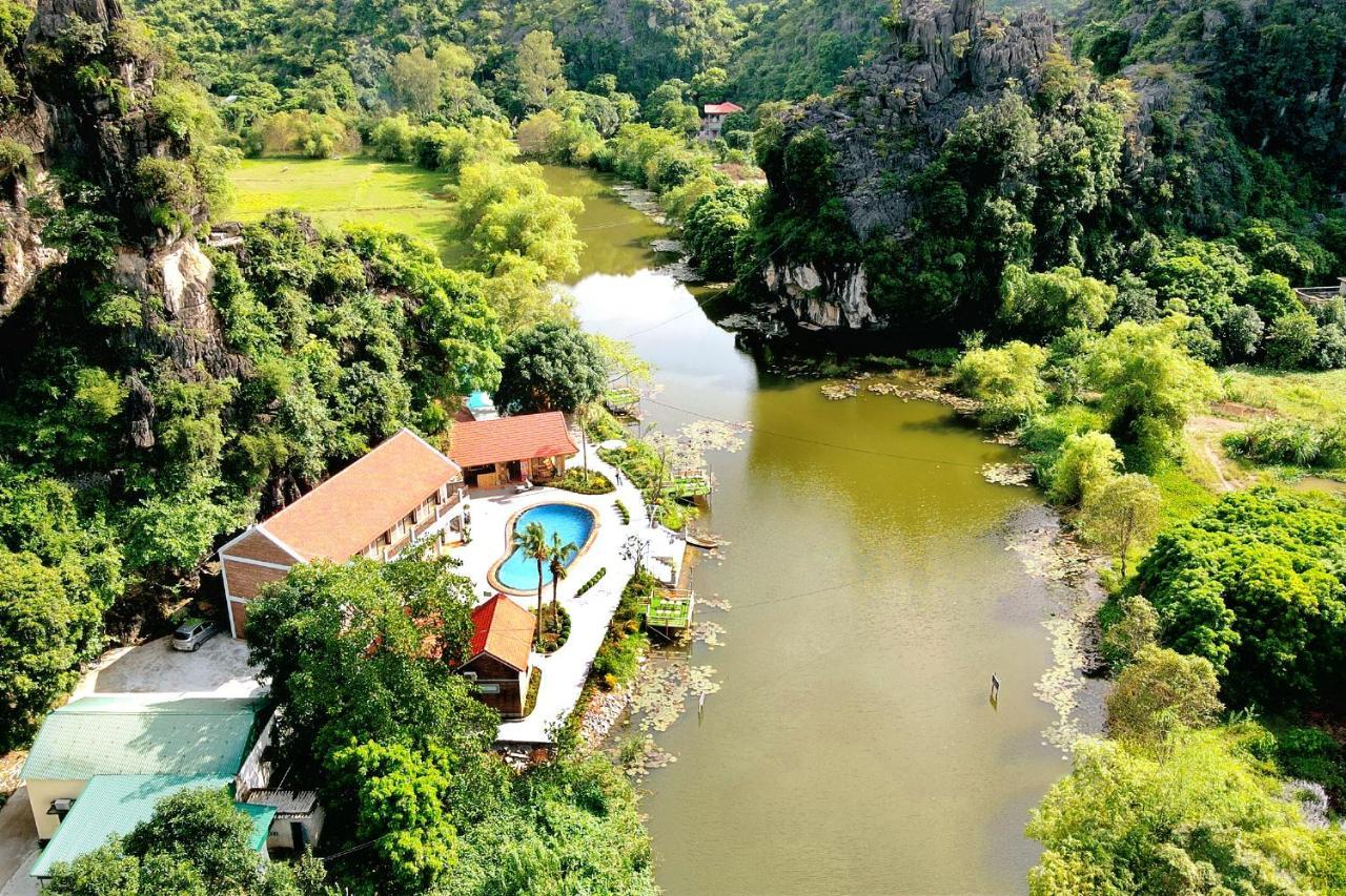 נין בין Hoanglong Riverside Homestay מראה חיצוני תמונה